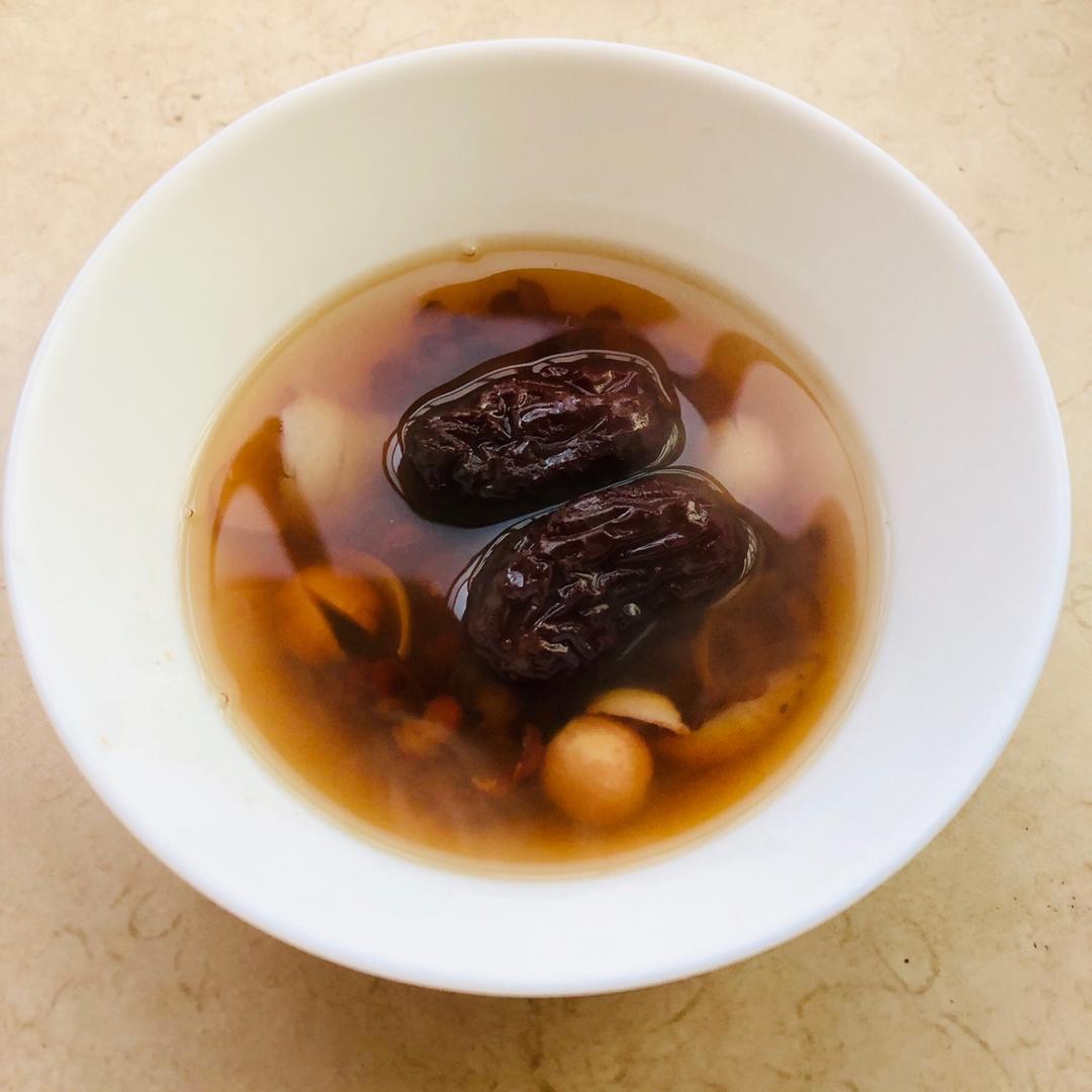 喝出好气色：红豆陈皮当归莲子汤