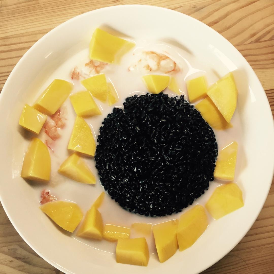 芒果黑米捞