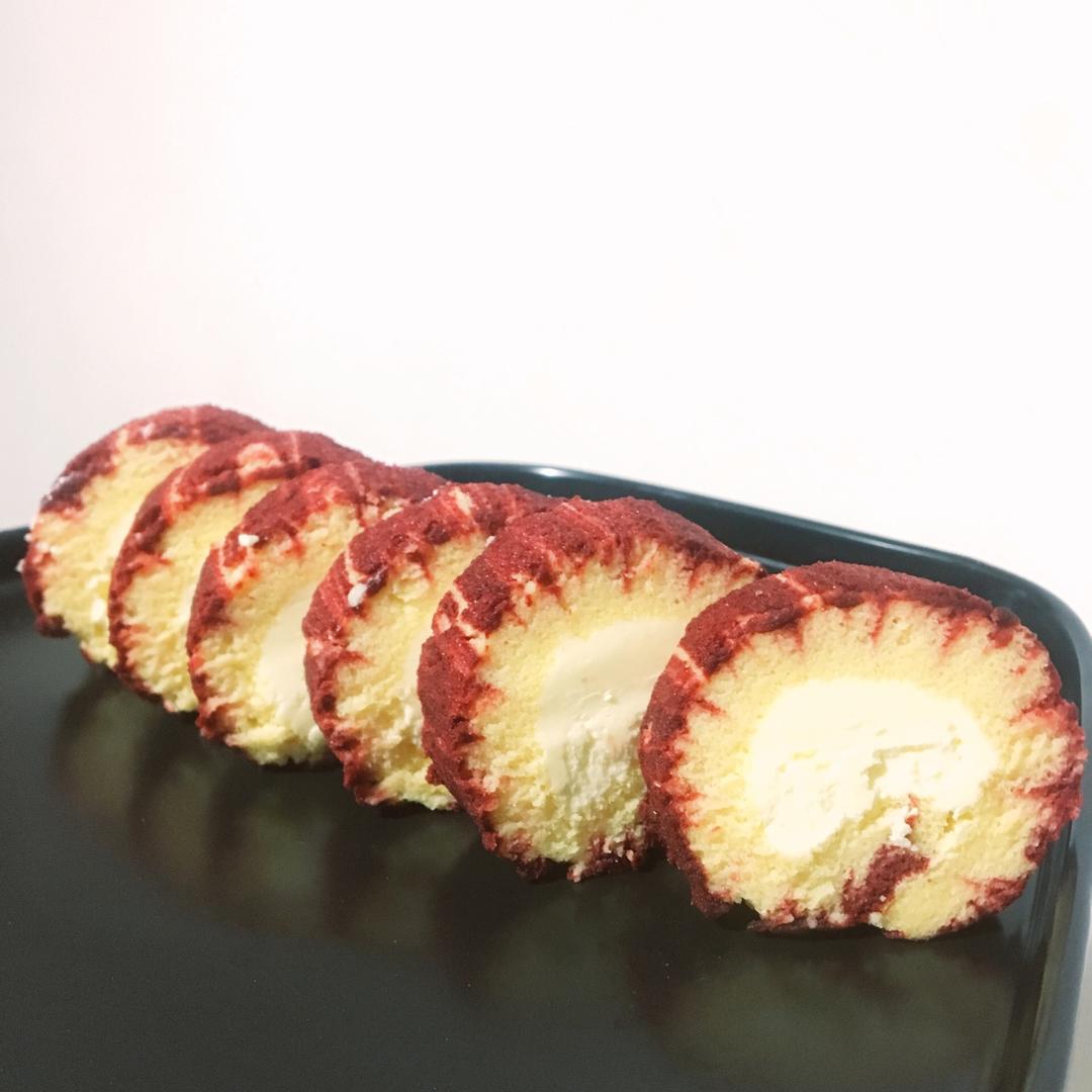 红丝绒旋风蛋糕卷