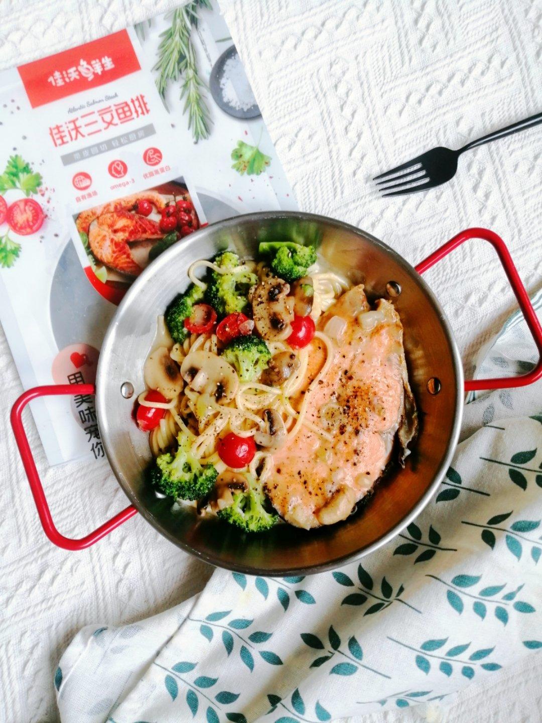 奶香意面三文鱼