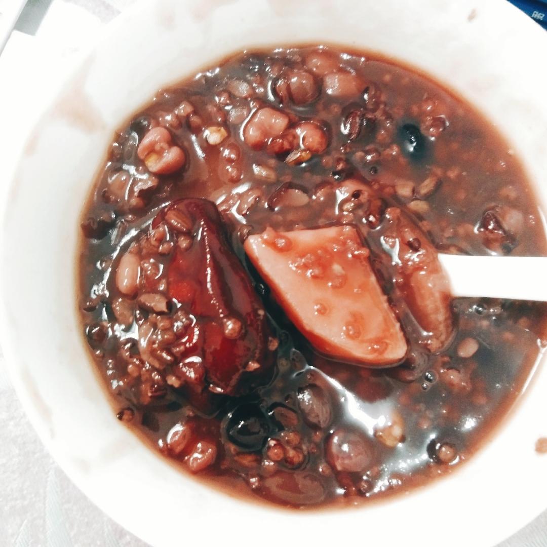 杂粮粥（电饭煲版♥️😍美味健康