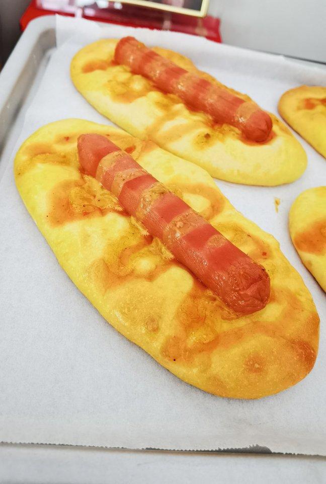 咸香松软❗️巨好吃的香葱肉松火腿面包❗️