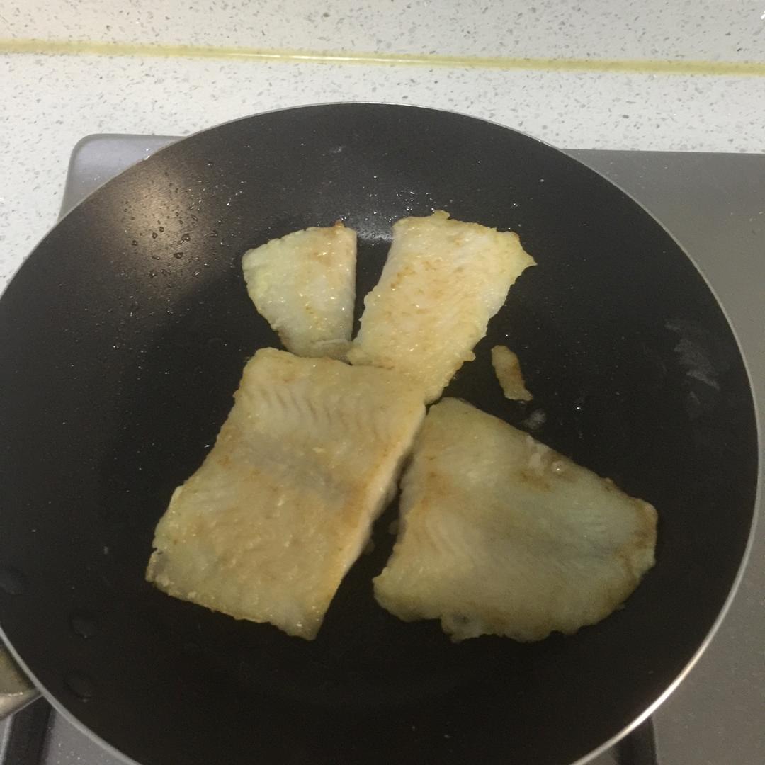 简单易上手香煎巴沙鱼