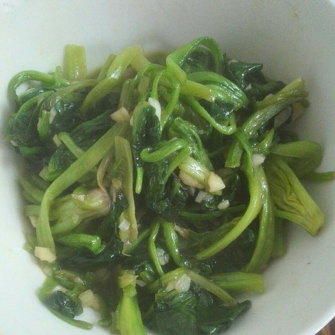 蒜蓉炒菠菜