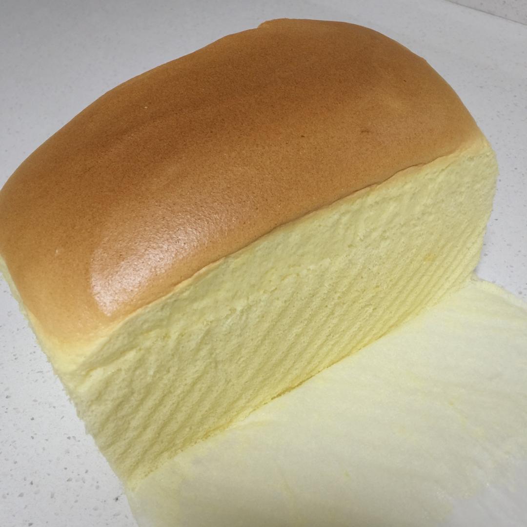 土司盒古早味蛋糕