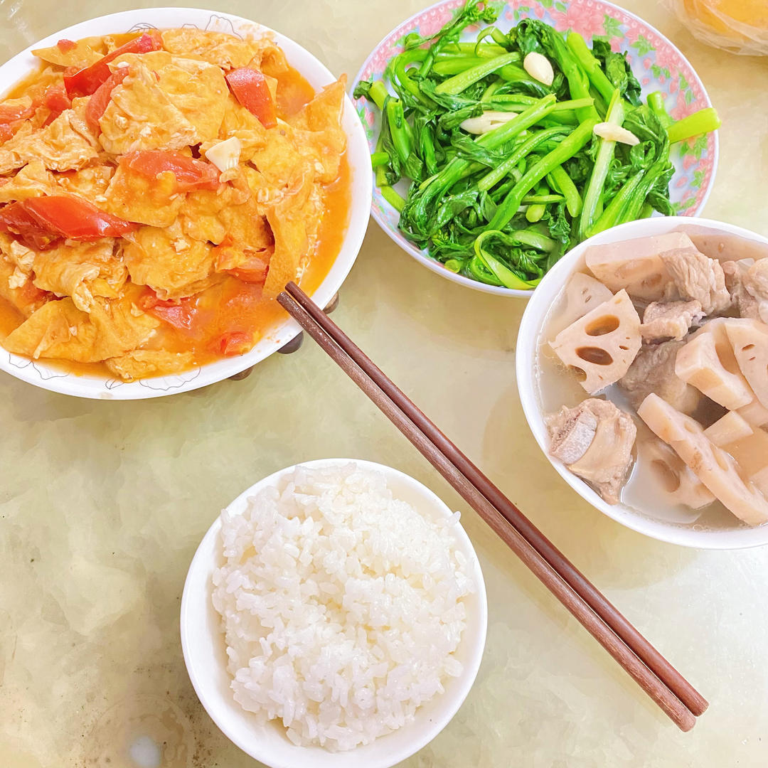 【番茄豆腐泡】