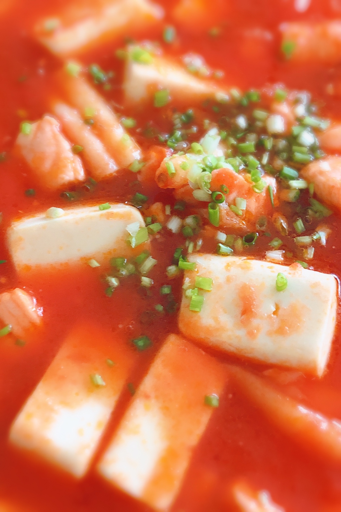 番茄三文鱼豆腐汤的做法