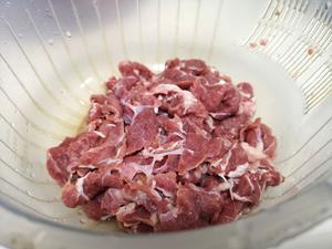 青橄榄煲瘦肉汤的做法 步骤2