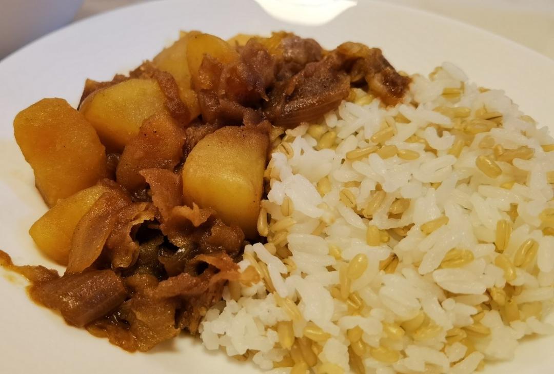 好吃到舔碗底的土豆肥牛拌饭