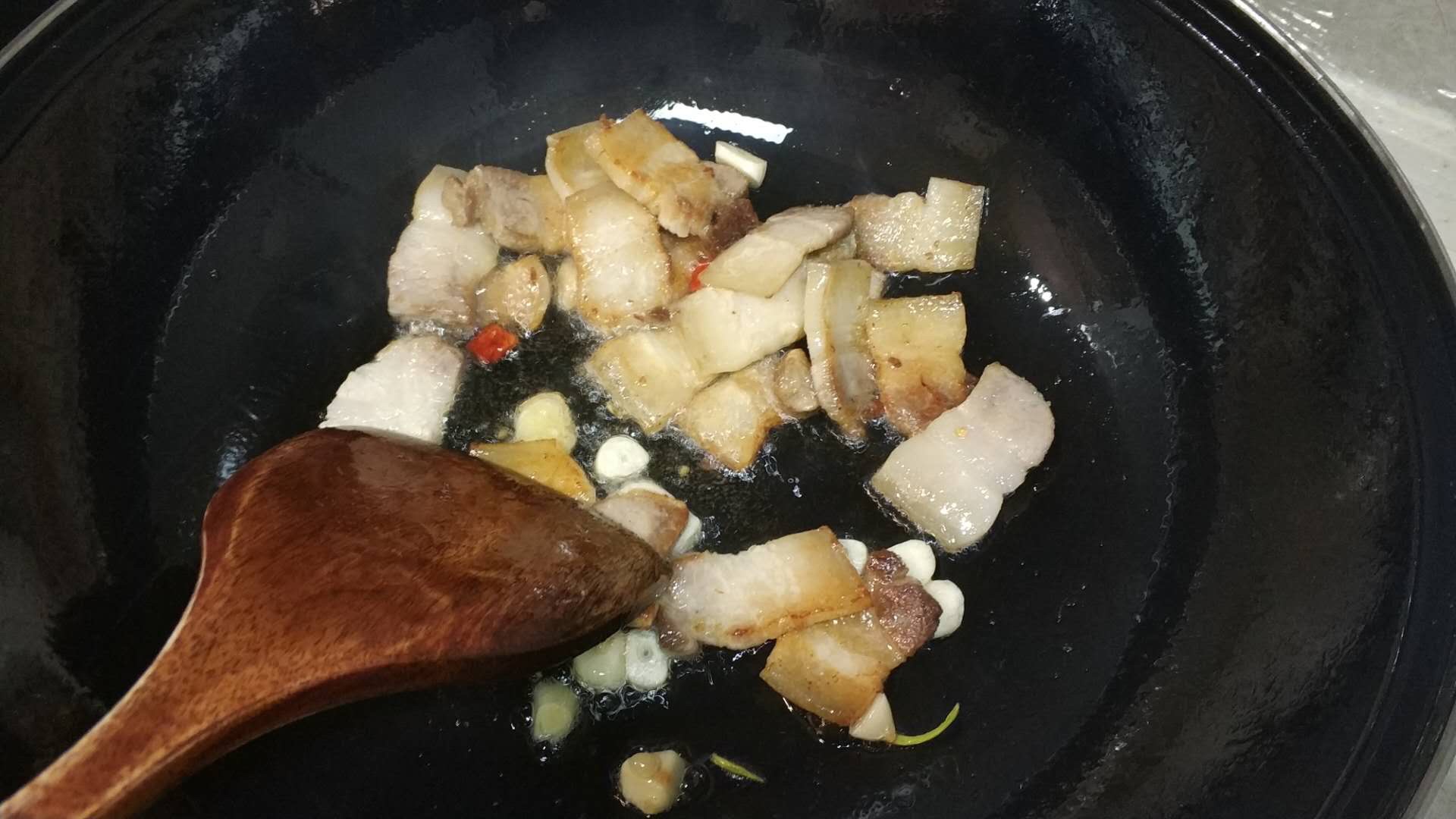 刀豆土豆炖五花肉的做法 步骤4