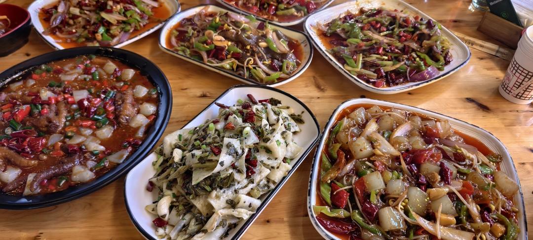 吃饱饱就开心心！