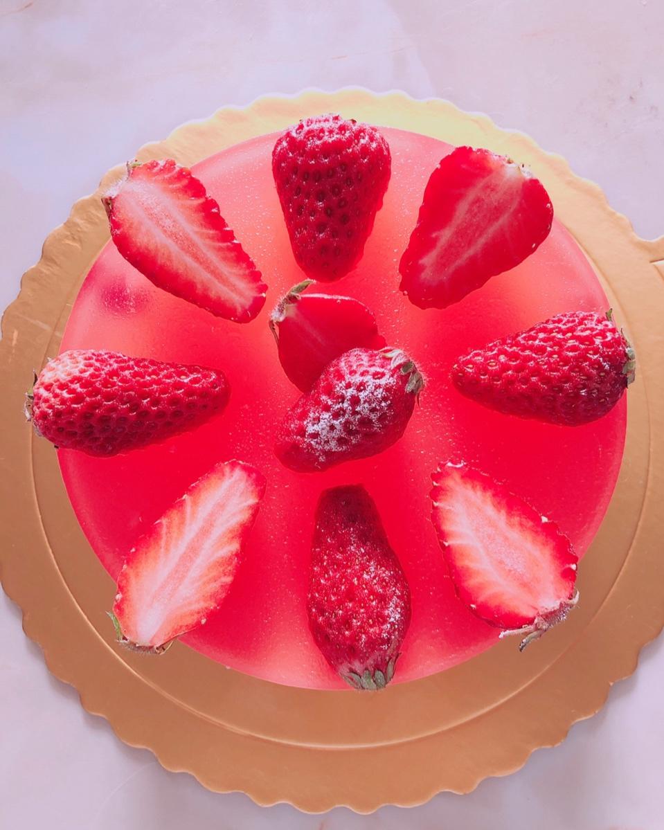 奥利奥草莓酸奶慕斯蛋糕（6寸）