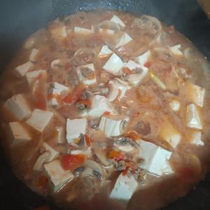 番茄蘑菇肉末豆腐的做法 步骤4
