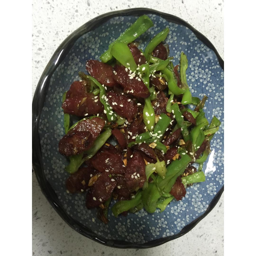青椒炒香肠