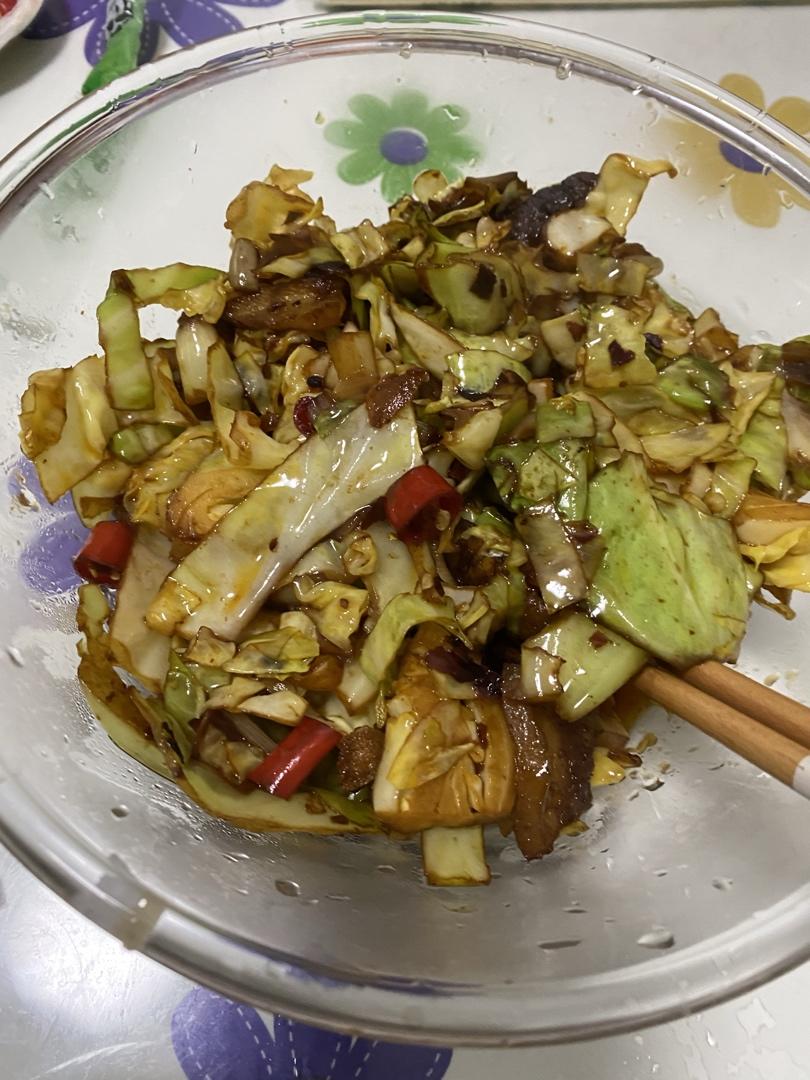 包菜炒回锅肉