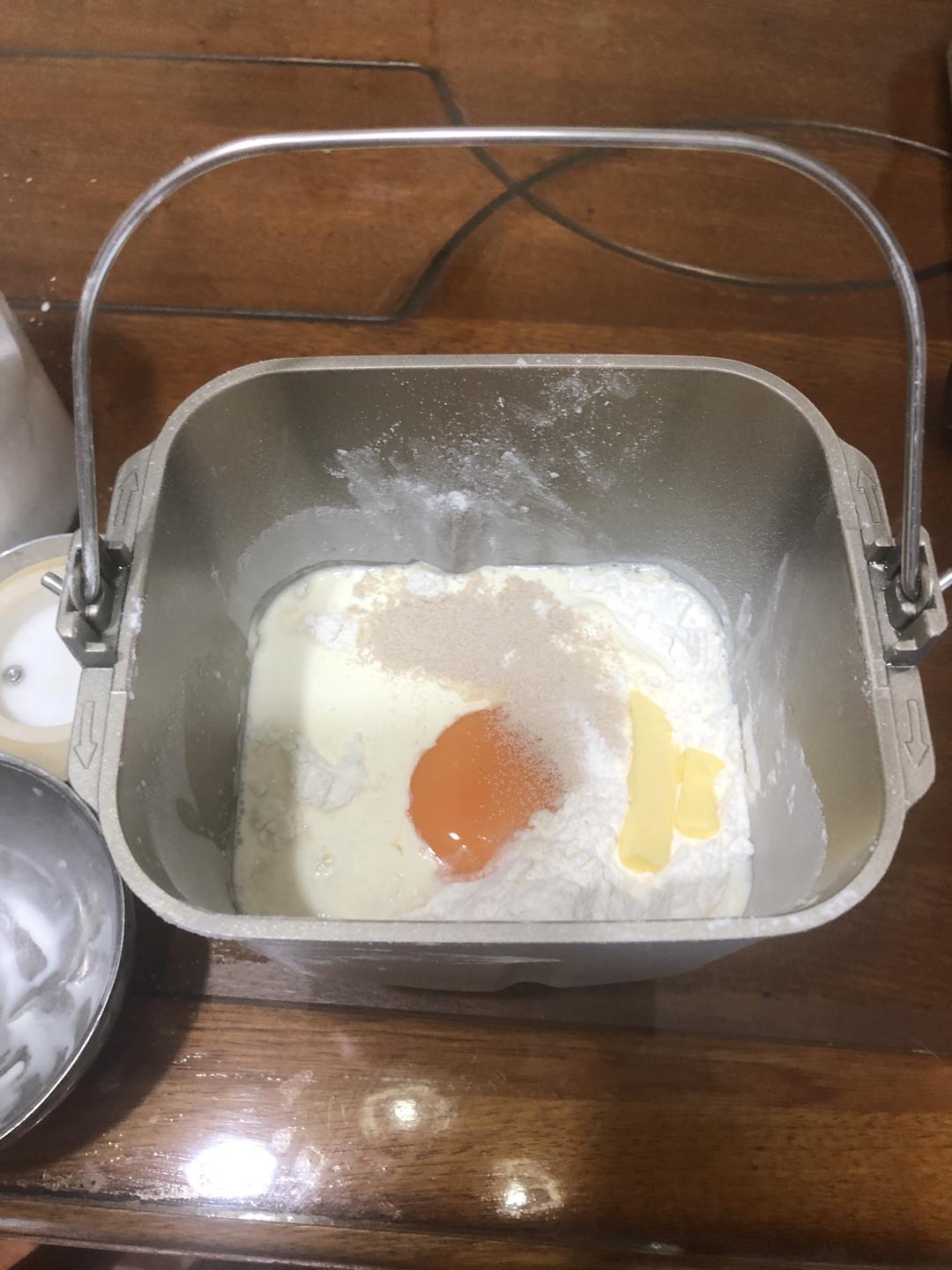 纯奶手撕吐司的做法 步骤1