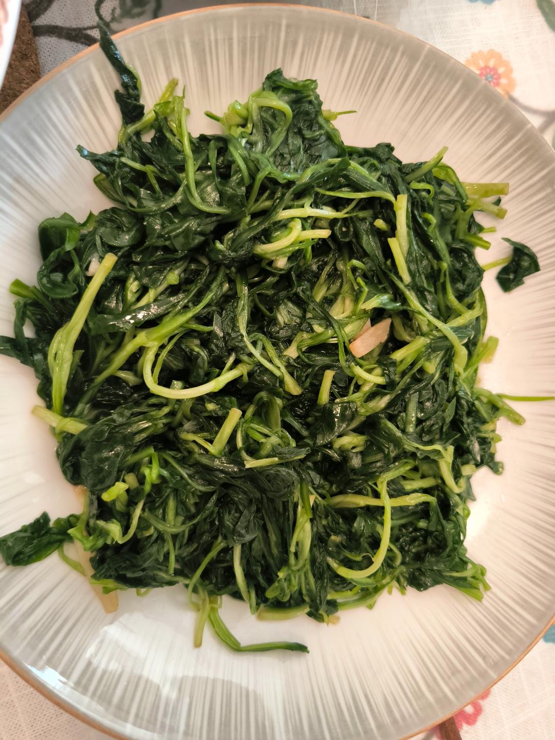 清炒马兰头