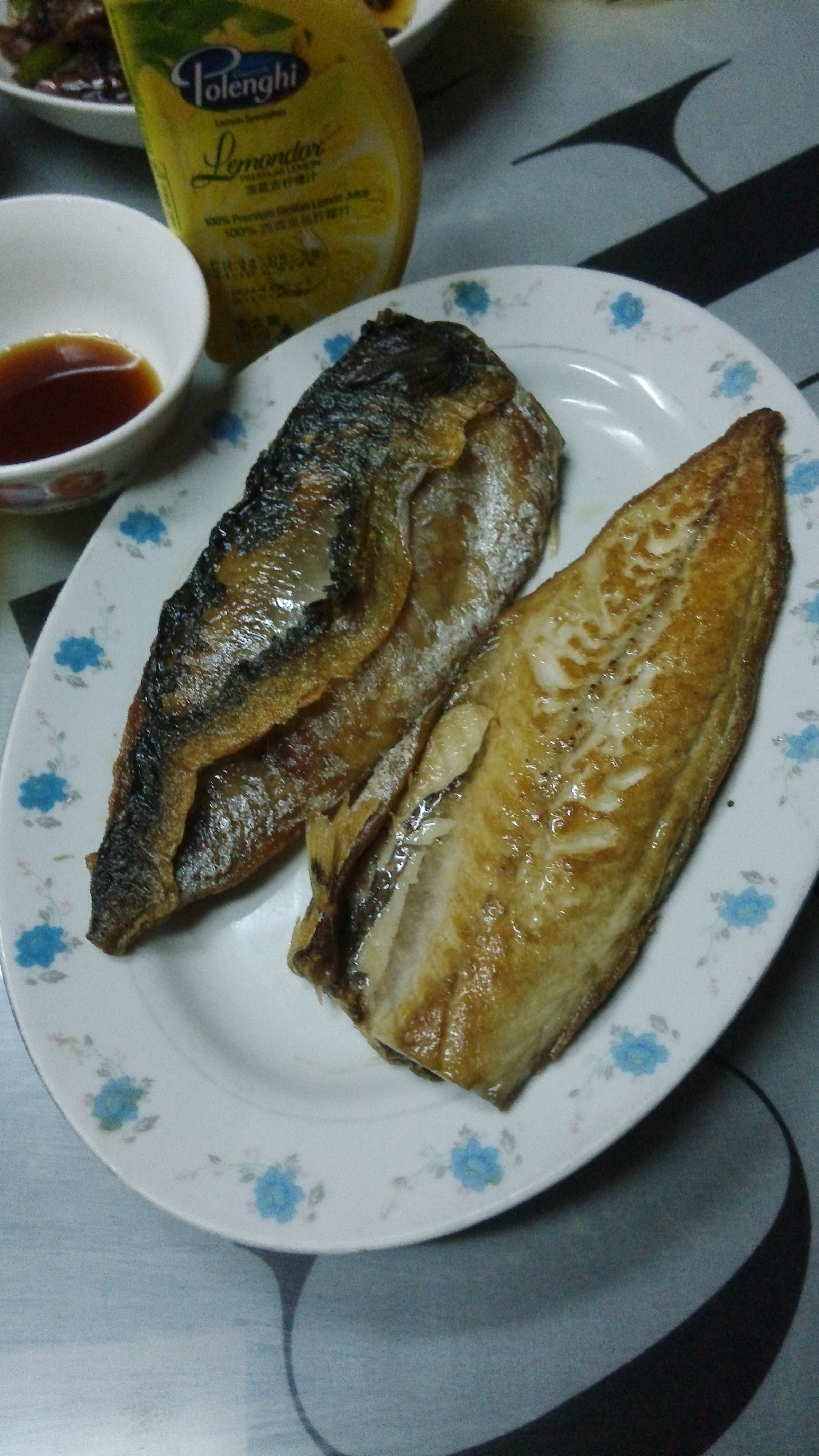 日式盐烤青花鱼