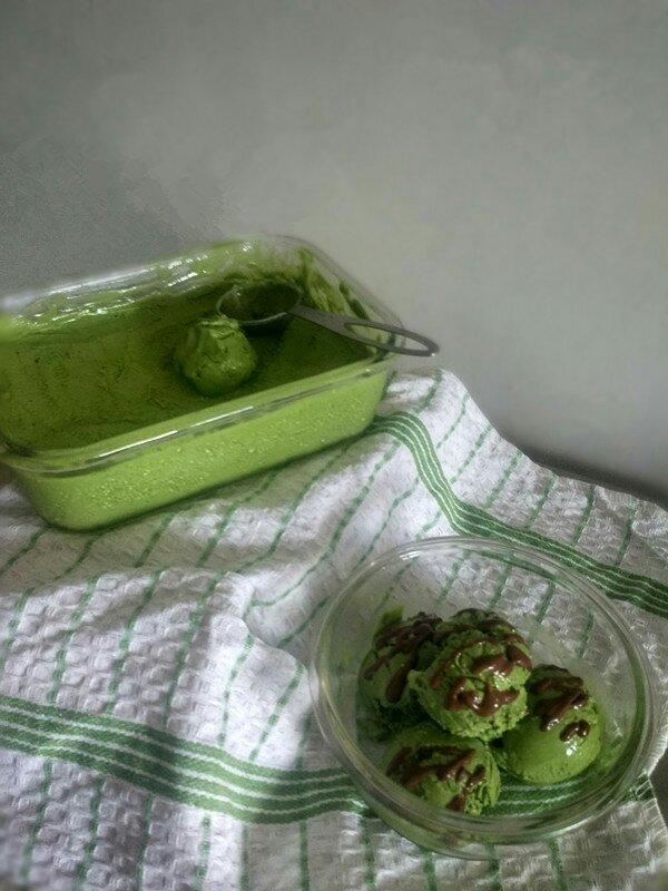 无需搅拌也无冰渣的抹茶冰淇淋