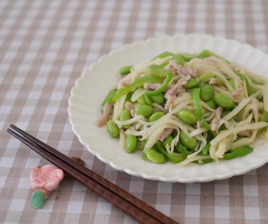 茭白青椒肉丝炒毛豆