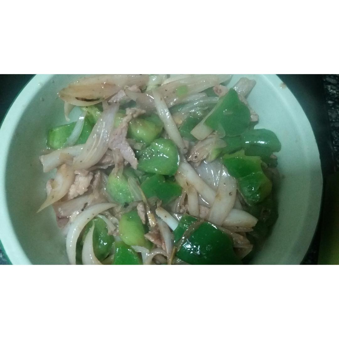 洋葱青椒炒肉丝