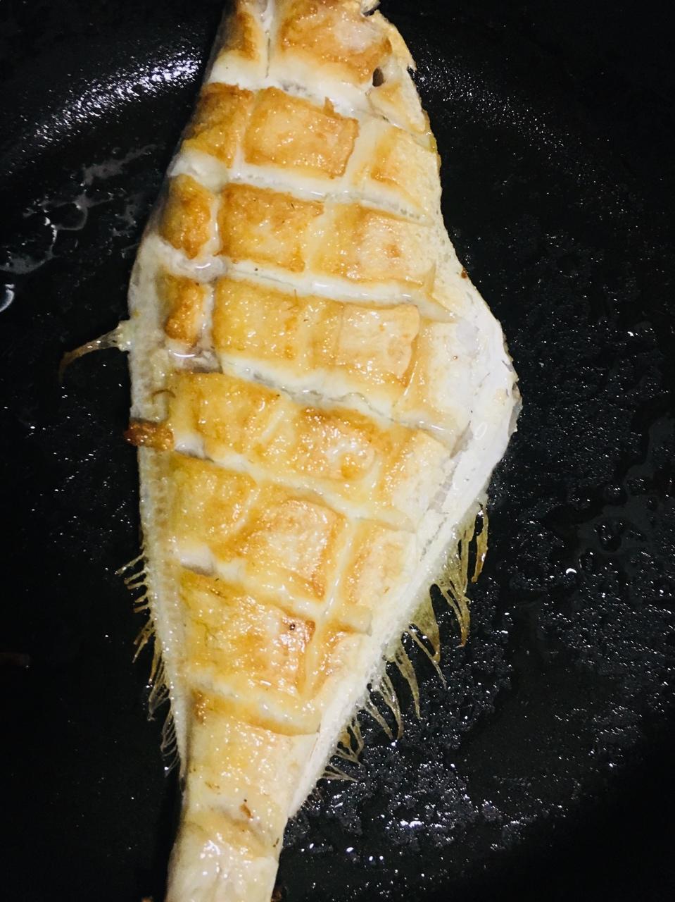 香煎马面鱼|橡皮鱼|剥皮鱼|耗儿鱼