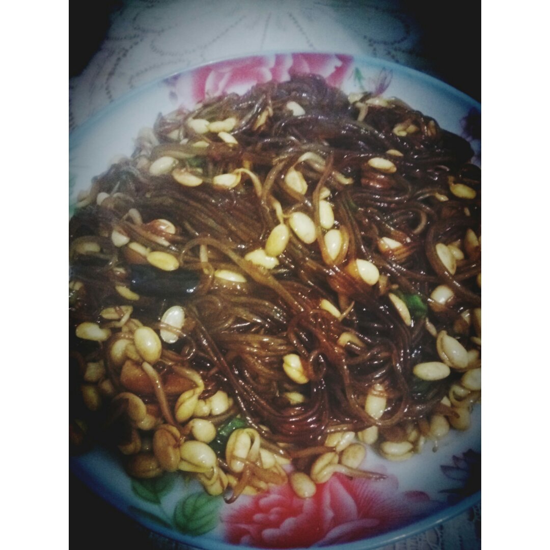 豆芽炒粉丝