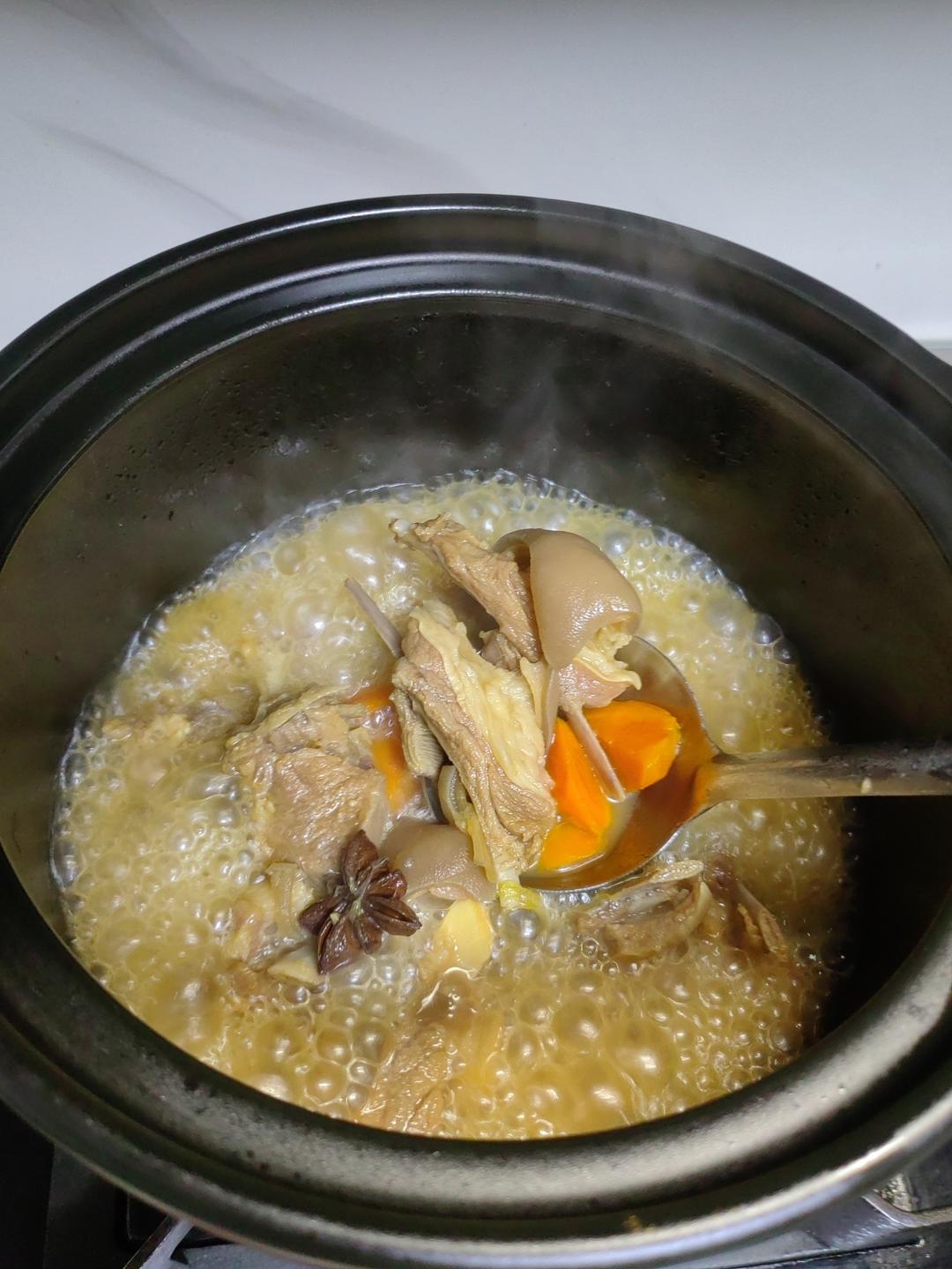 酥而不腻的红烧羊排