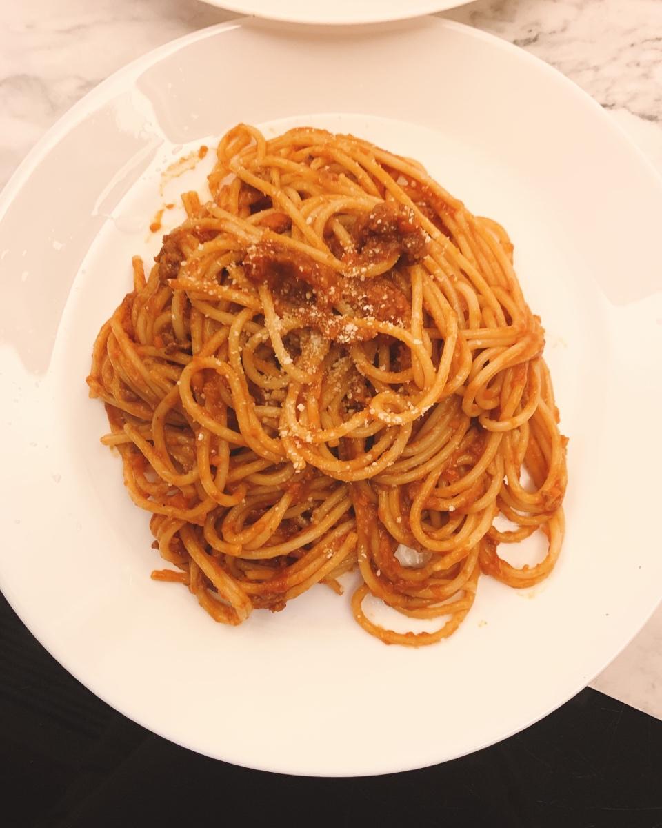 番茄红烩肉酱意面