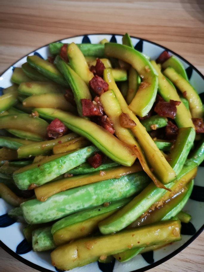 西葫芦怎么做爽脆可口还下饭？
