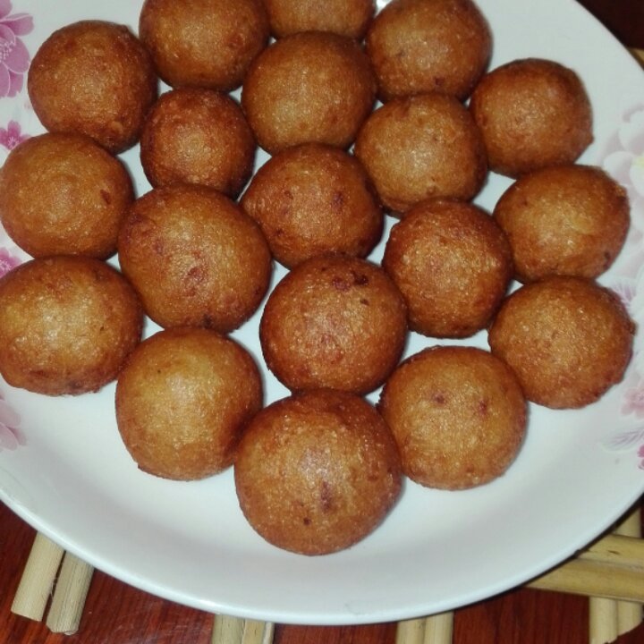 小鱼嘟嘟d583做的红薯圆子