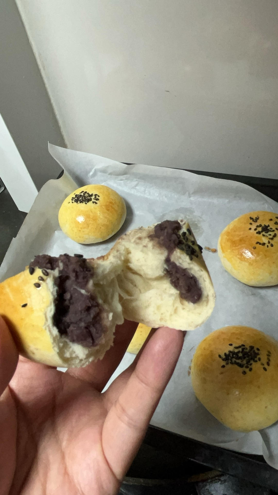 手揉面包详细贴:红豆面包