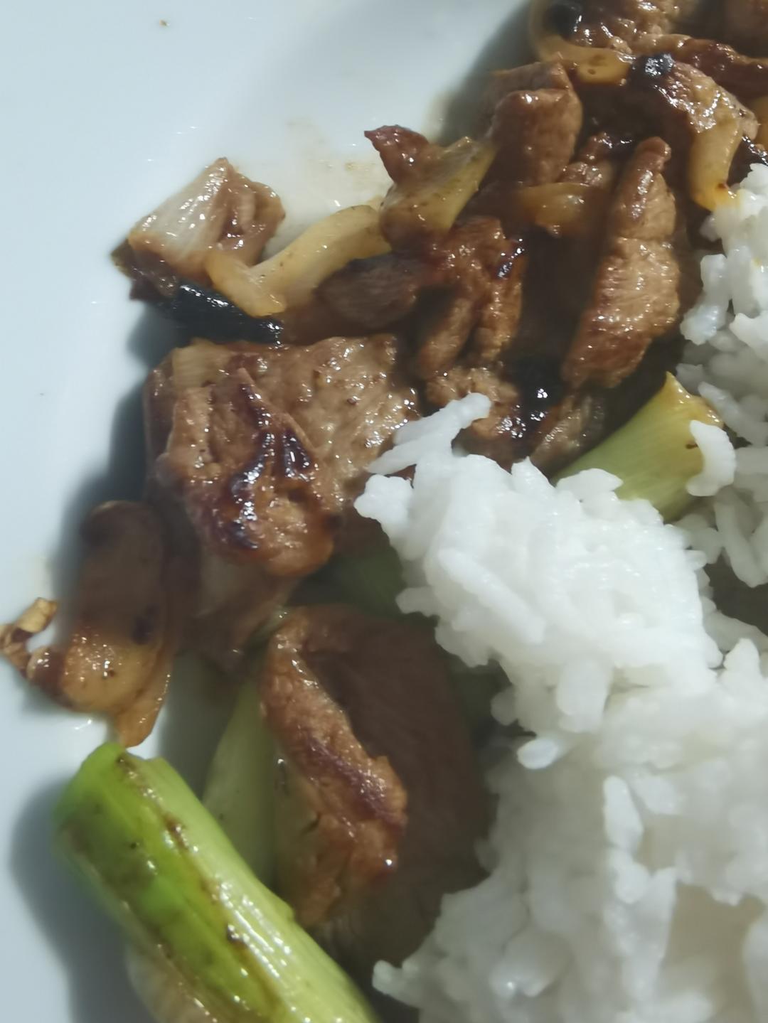 姜葱炒牛肉
