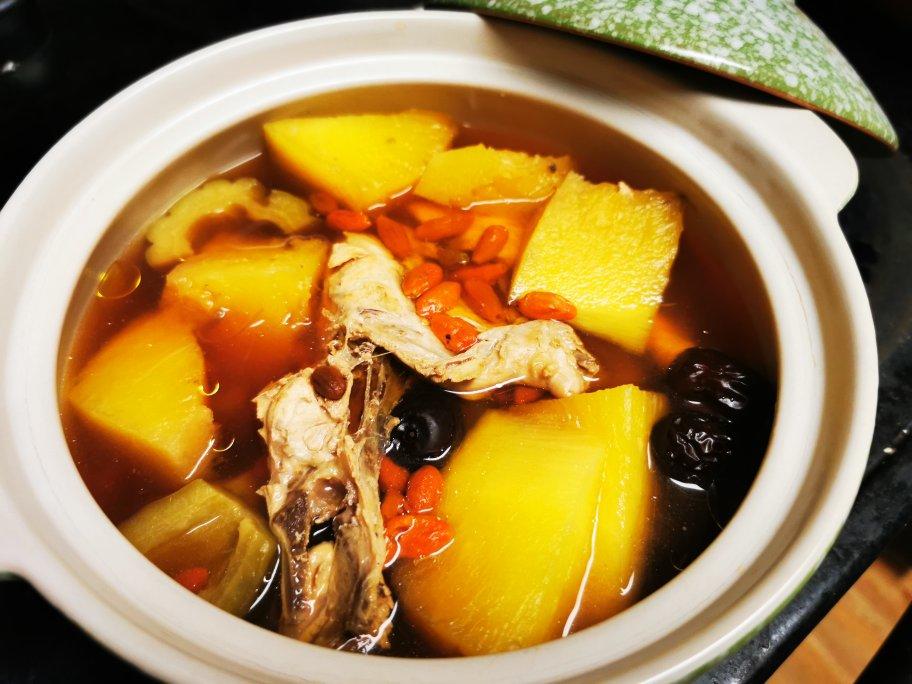 凤梨苦瓜鸡汤