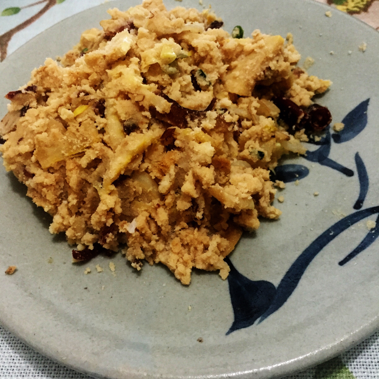 午餐肉炒豆腐渣