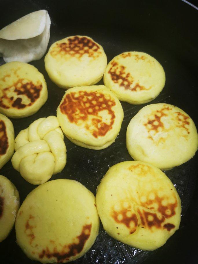 松软养胃的山药饼      （高营养低热量）