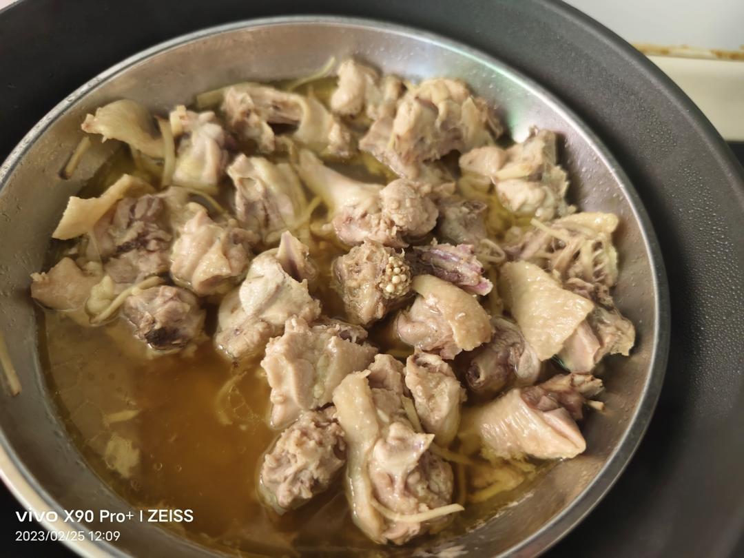 原汁原味蒸鸡（广东口味)