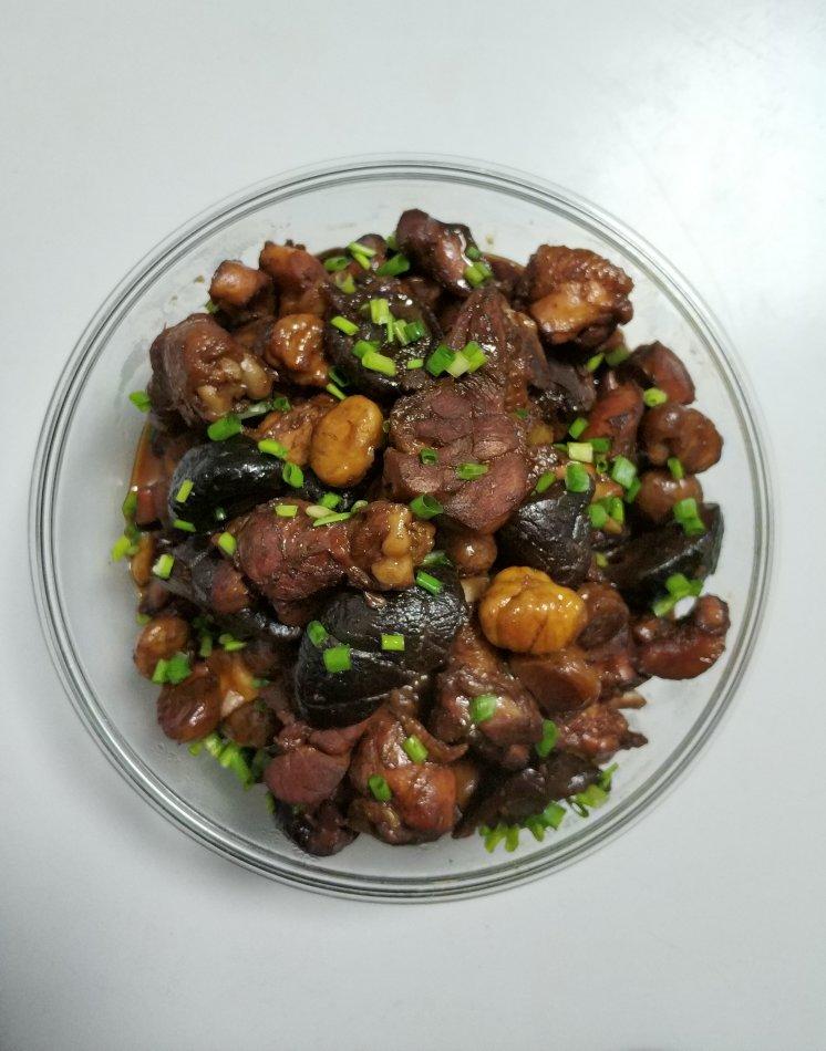 【栗子烧鸡】鸡肉都给你吃，栗子归我~