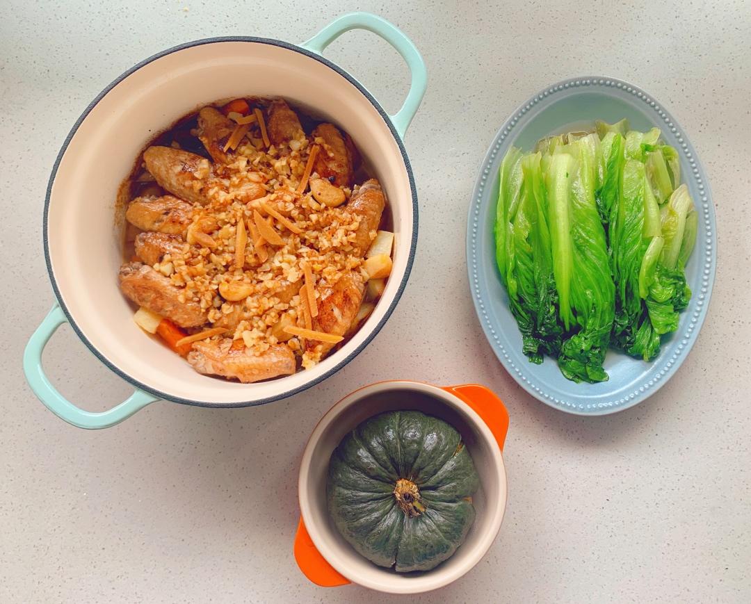 北鼎铸铁锅食谱｜焖蒜香鸡翅