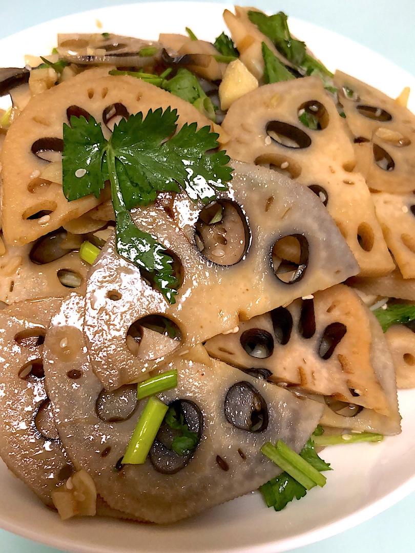 夏天开胃的凉拌藕片