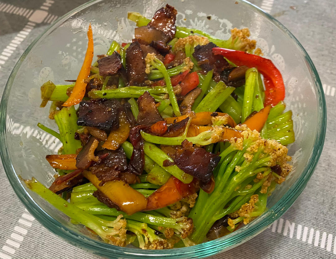 记忆中的味道·腊肉炒花菜