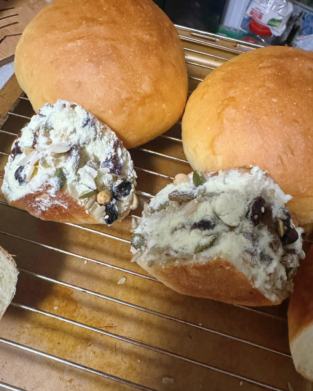 直播间卖疯了「新疆坚果奶酪包」复刻完成