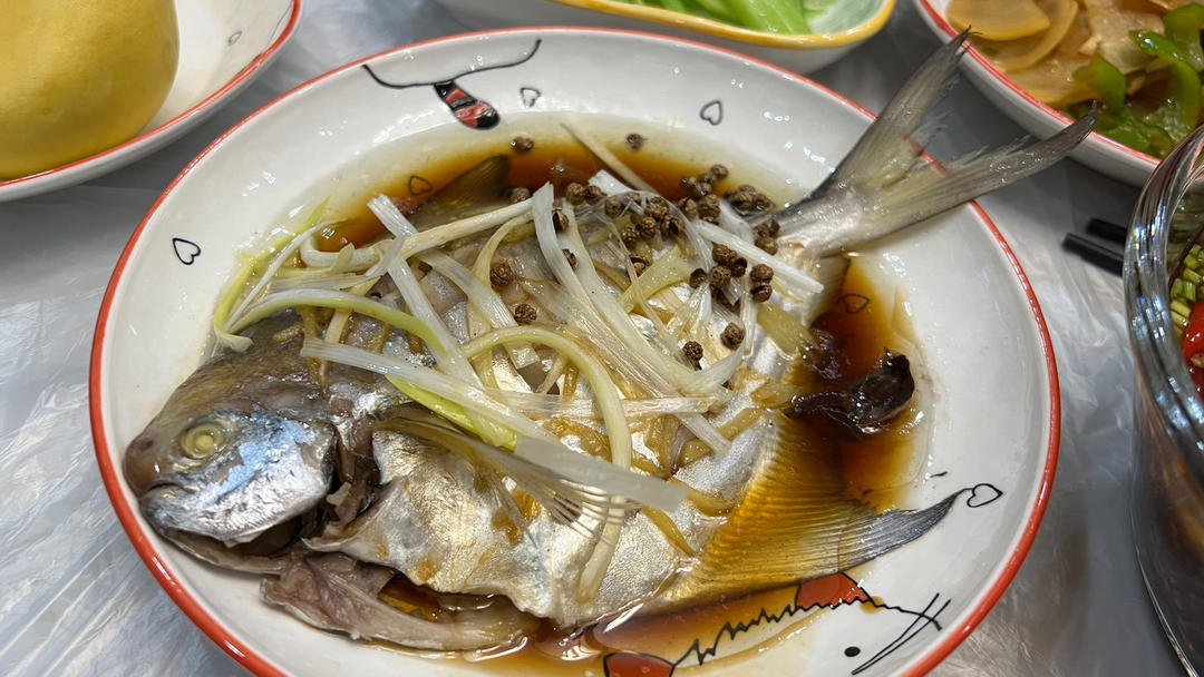 清蒸白鲳鱼