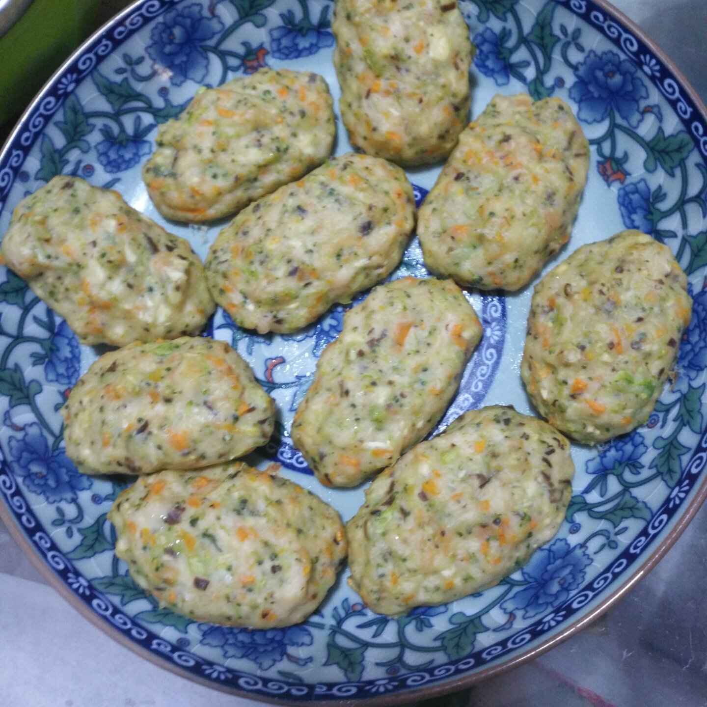 西兰花口蘑鸡肉卷