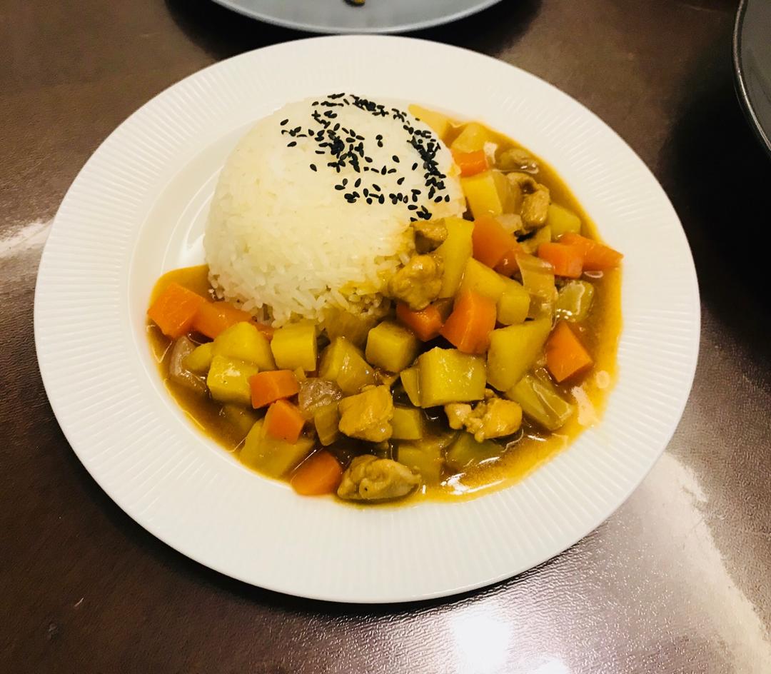 咖喱鸡肉饭