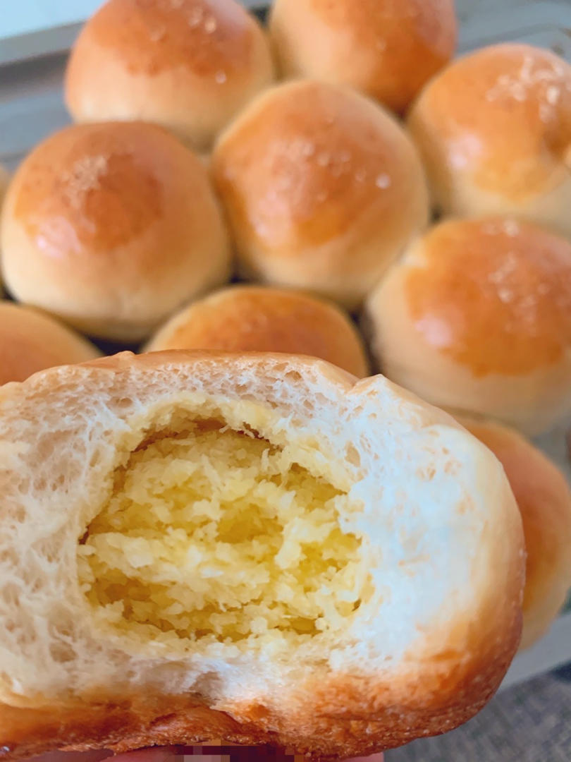 小小辛要早睡做过简单易学的椰蓉面包馅很香,我妈说比买的好吃97