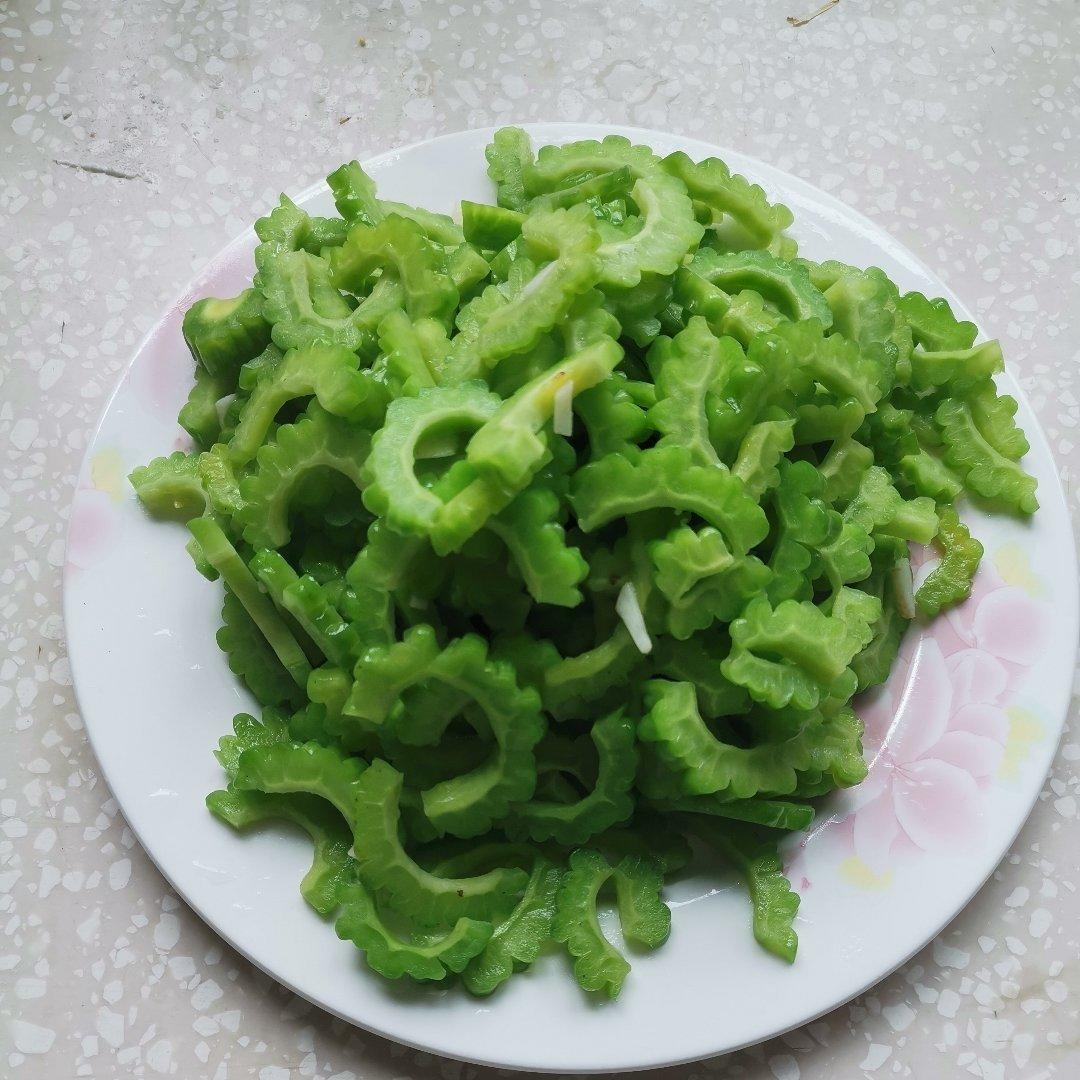 清炒苦瓜