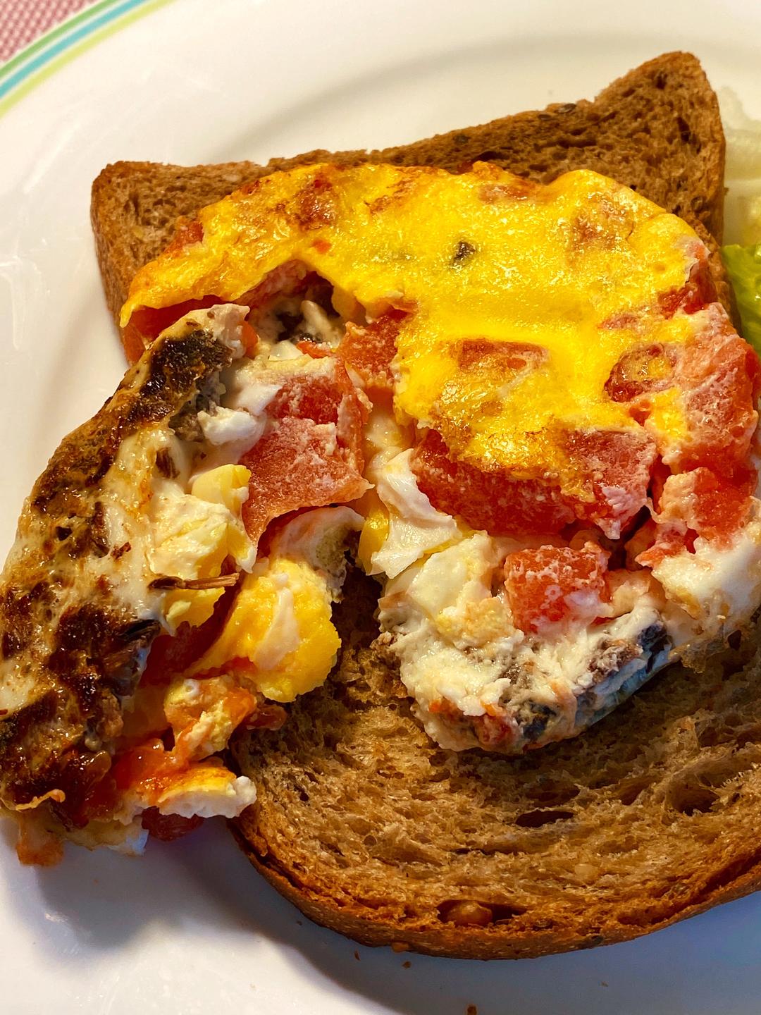 鹵牛肉番茄窩蛋三明治「低脂」的做法 步驟7