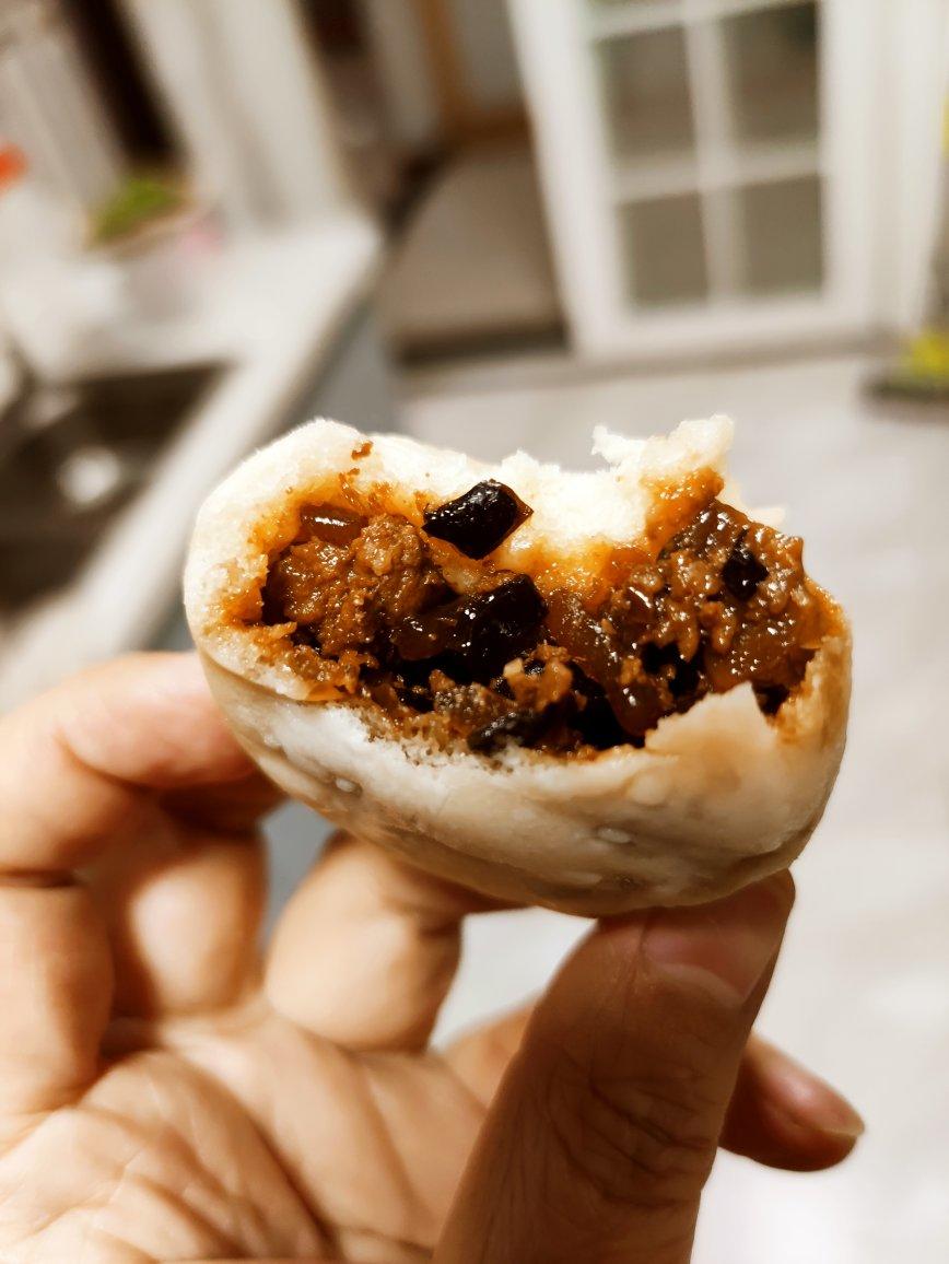 酱肉包子