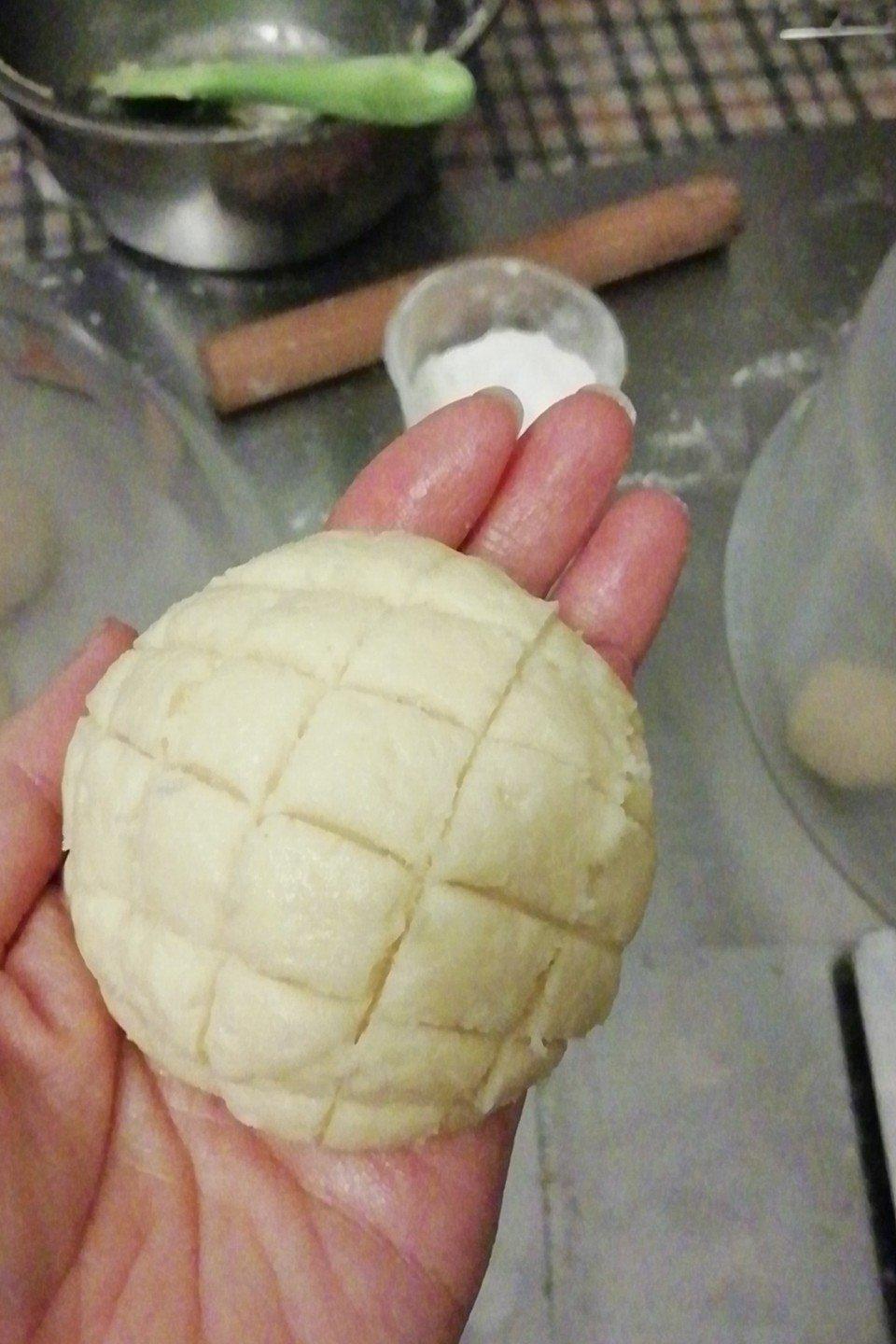 哈喽~面包你好！菠萝包